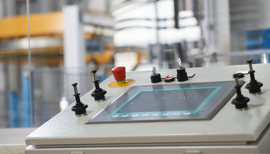 Capacitive or Resistive? Which Touchscreen Industrial Panel PC fits your factory best?